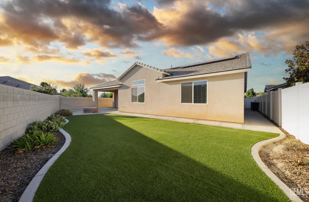 Photo of 14317 Pemberley Passage AVE, Bakersfield, CA 93311 (MLS # 202606162)