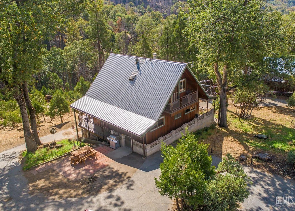 Photo of 39 Jessie Way, Posey, CA 93260 (MLS # 202610116)