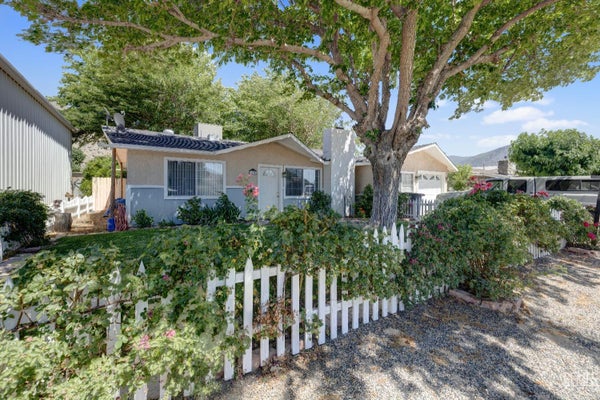 2824 STEENSEN ST, LAKE ISABELLA, CA 93240 - Image c006c3ecef058fcb7404e741ea069ff2/2822544699