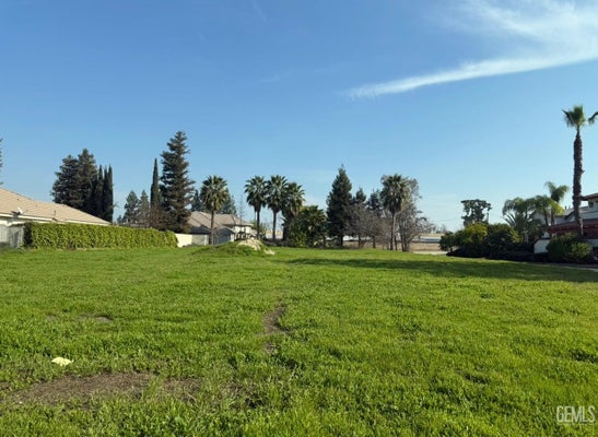 360 GARNSEY AVE, BAKERSFIELD, CA 93309 - Image c20dd67aeccec84ecd2ababc6d5bddf9/1407235210