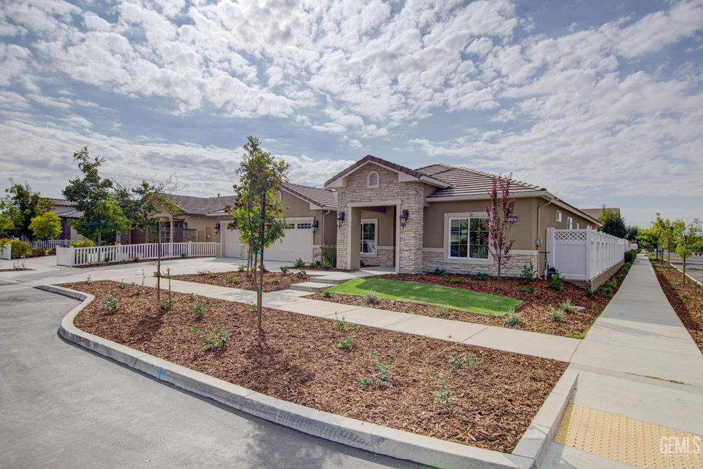 Photo of 12731 Marsden Street, Bakersfield, CA 93311 (MLS # 202511071)