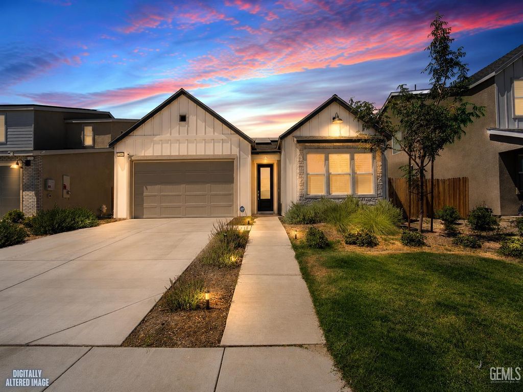 Photo of 7436 Musa Grove Avenue, Bakersfield, CA 93313 (MLS # 202607419)