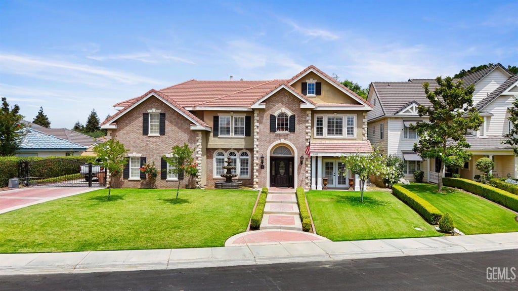 Photo of 6408 Angel Falls Court, Bakersfield, CA 93313 (MLS # 202605736)