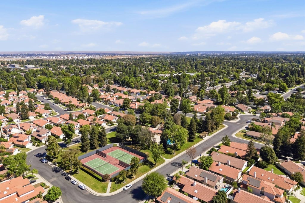 Photo of 8012 Chaucer Street, Bakersfield, CA 93311 (MLS # 202610019)