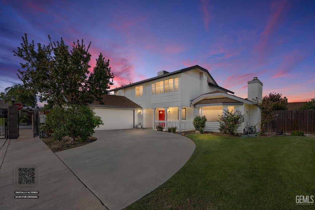 Photo of 5700 Panorama Crest Drive, Bakersfield, CA 93306 (MLS # 202609829)