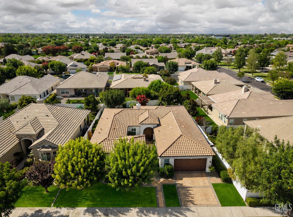 Photo of 12301 Winger Street, Bakersfield, CA 93312 (MLS # 202608043)