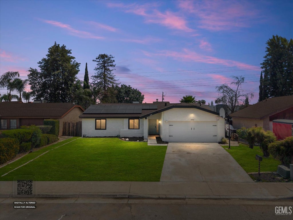 Photo of 6921 Natchitoches Way, Bakersfield, CA 93309 (MLS # 202610277)