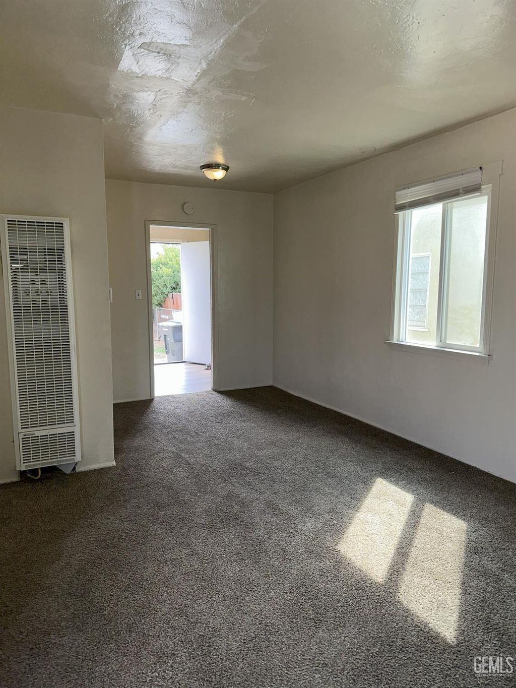 Photo of 131 Bernard Street, Bakersfield, CA 93305 (MLS # 202510696)