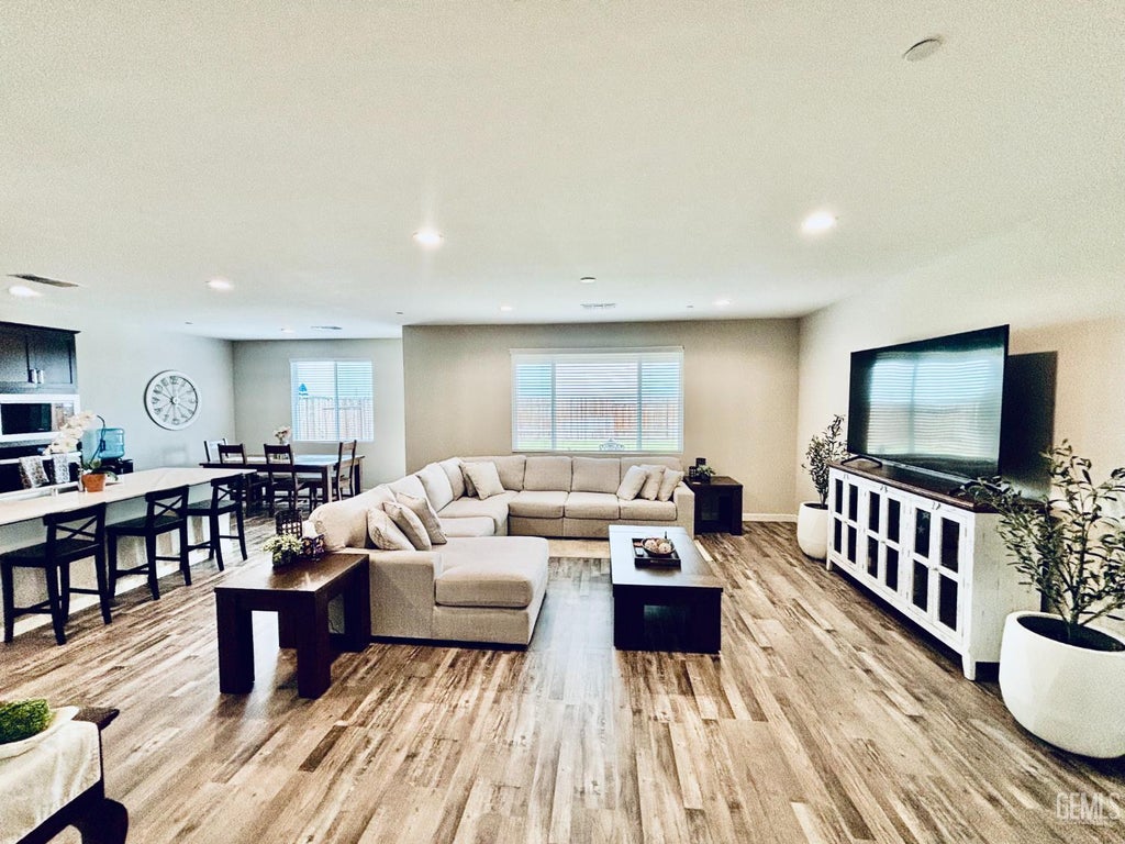 Photo of 15012 Pams Way, Bakersfield, CA 93314 (MLS # 202603339)