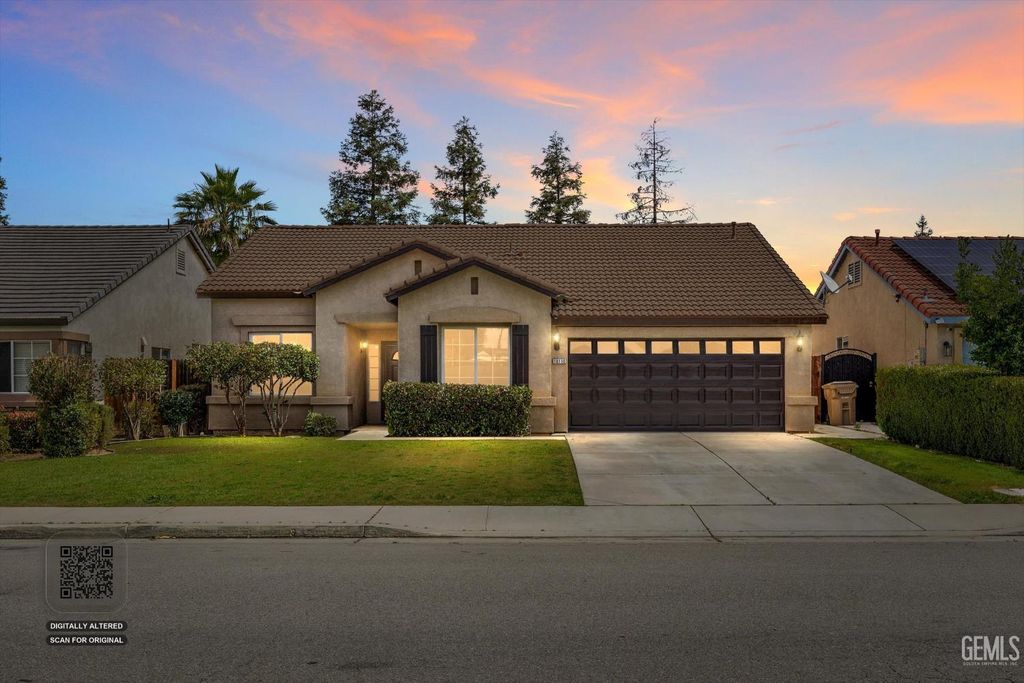 Photo of 10110 Pyramid Peak Drive, Bakersfield, CA 93311 (MLS # 202604912)