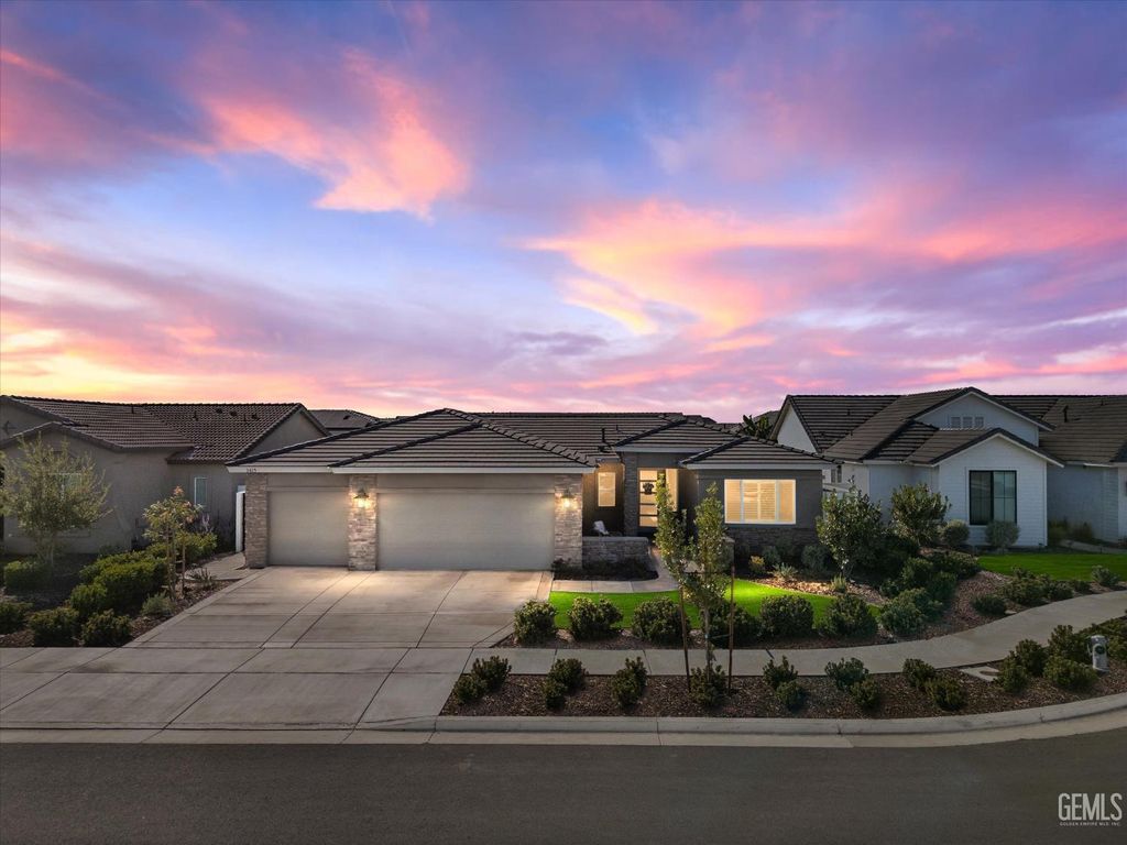 Photo of 3815 Ames Lane, Bakersfield, CA 93311 (MLS # 202511276)