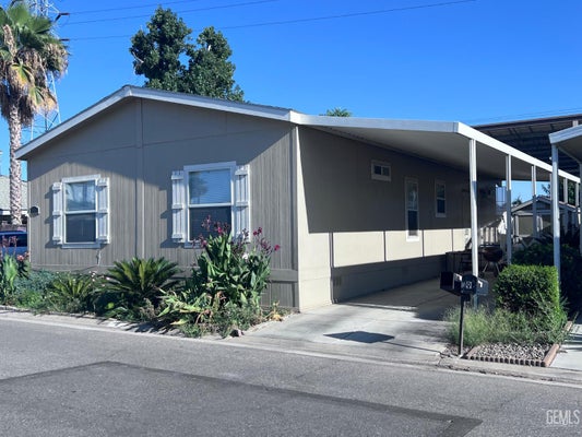 4401 HUGHES LN SPC 8, BAKERSFIELD, CA 93304 - Image cdc2754ad17730f7706f4e3cc219e7bb/3962103278