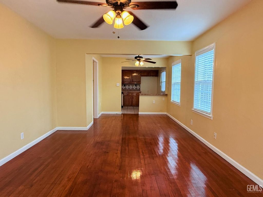 Photo of 290 Irene Street, Bakersfield, CA 93305 (MLS # 202511100)