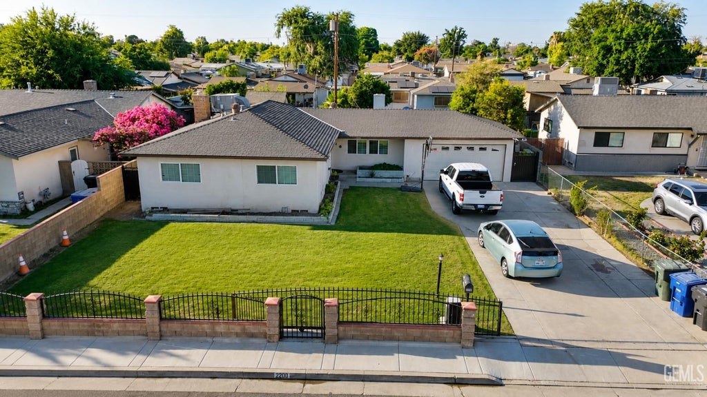 Photo of 2200 Holden Way, Bakersfield, CA 93304 (MLS # 202608213)