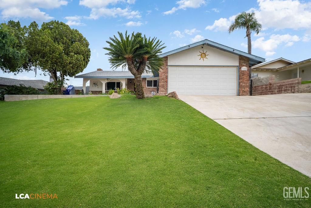 Photo of 3108 Pesante Road, Bakersfield, CA 93306 (MLS # 202604151)