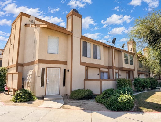 2600 CHANDLER CT APT 25, BAKERSFIELD, CA 93309 - Image d09e5a3b239b4fcf0d416ecc0156708c/4235226519