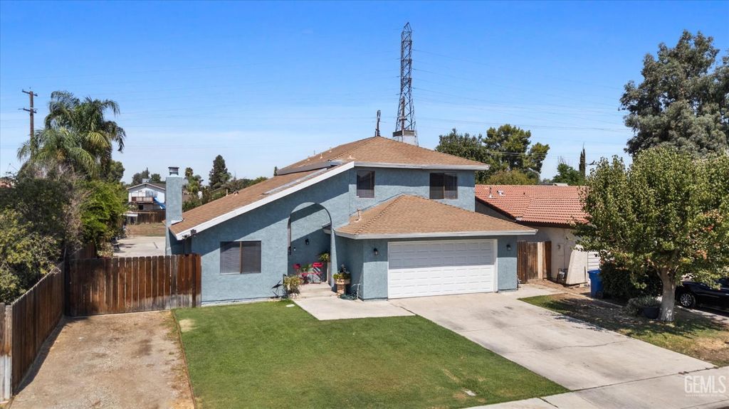 Photo of 4200 Adidas Avenue, Bakersfield, CA 93313 (MLS # 202510144)