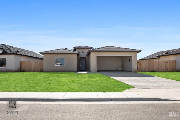 6017 CURVY HILLS DR, BAKERSFIELD, CA 93306 - Image d12b7cb18470cf6fdeda683ebfaafb3c/1125527095