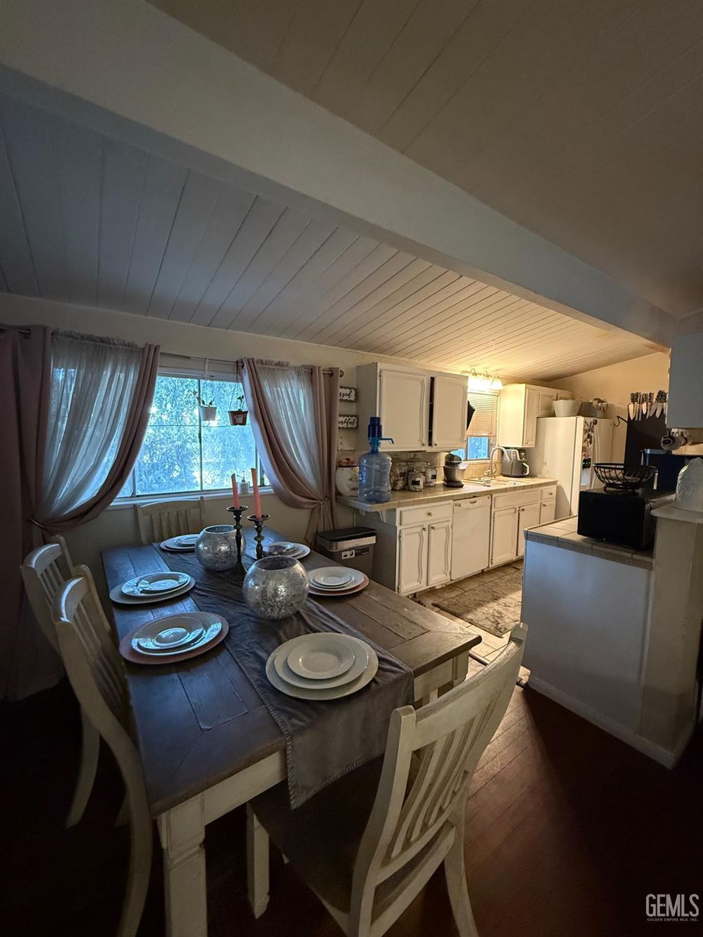 Photo of 207 N Stine Road, Bakersfield, CA 93309 (MLS # 202510859)