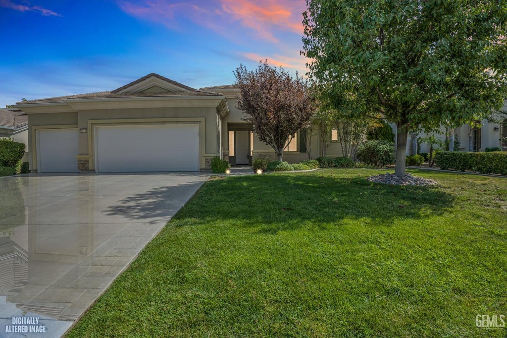 Photo of 5815 Chadwick Hills Court, Bakersfield, CA 93306 (MLS # 202610163)