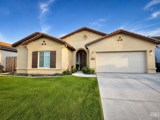8521 AVON ST, BAKERSFIELD, CA 93314 - Image d51117efbeafbf148d44fd9a52ddc42f/3945599097