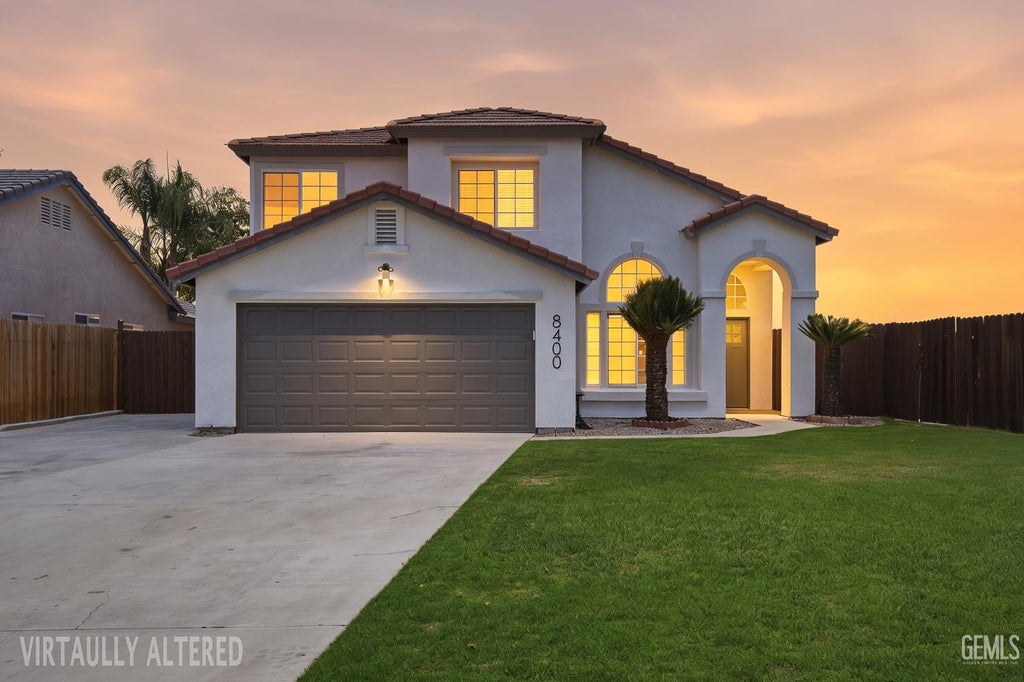Photo of 8400 Winlock Street, Bakersfield, CA 93312 (MLS # 202608206)