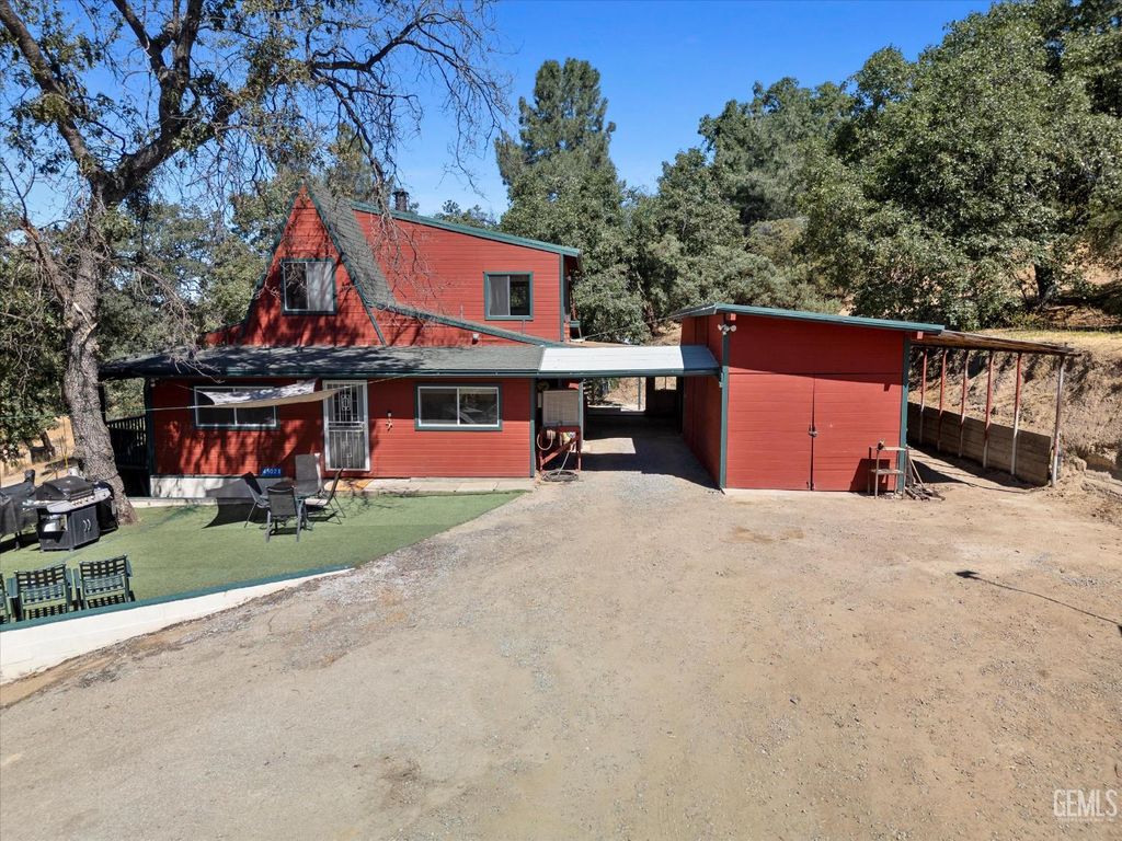 Photo of 45071 Forest Drive, Posey, CA 93260 (MLS # 202604121)