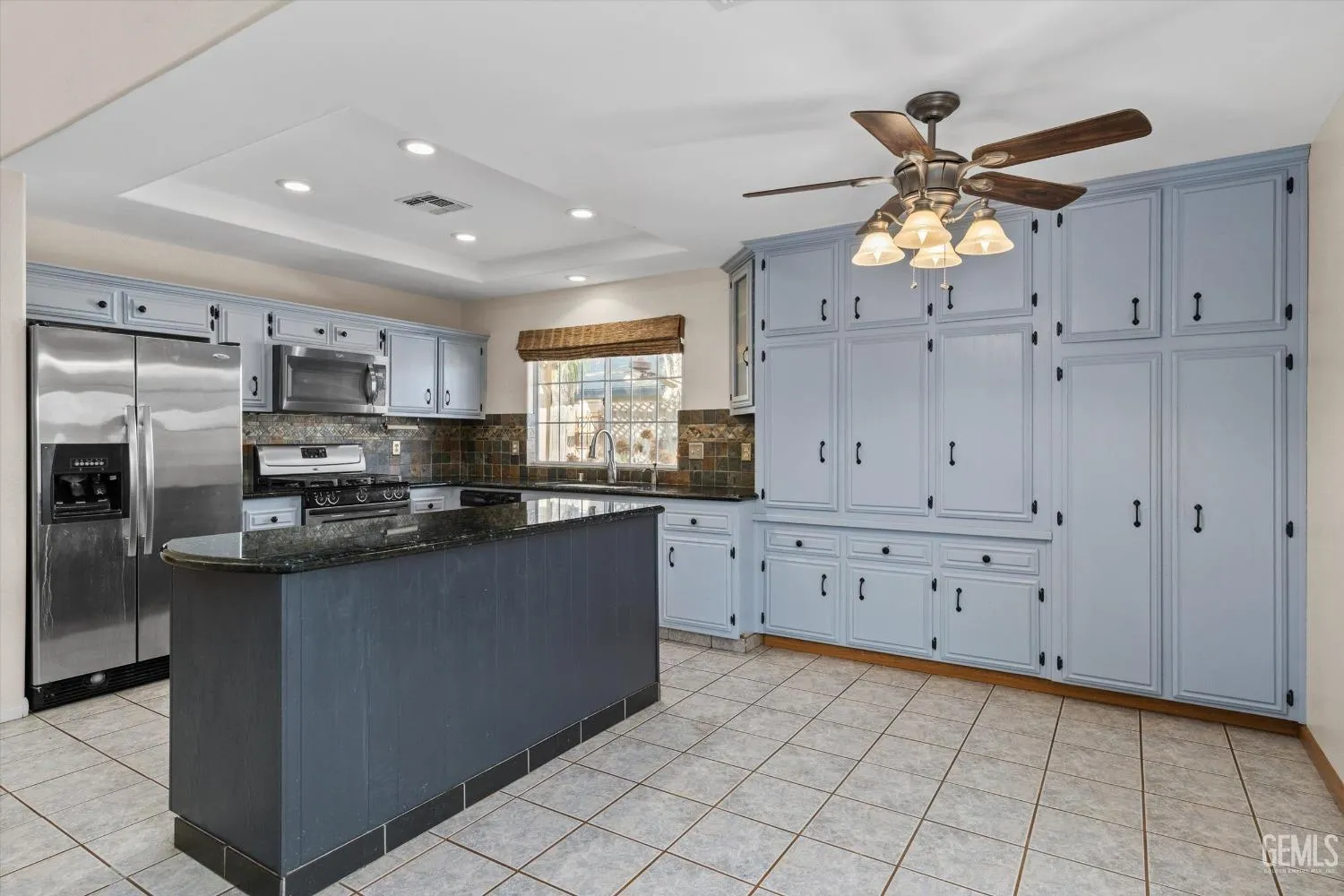 Taft, California 93268, United States, 4 Bedrooms Bedrooms, ,2 BathroomsBathrooms,Residential,Active,34767