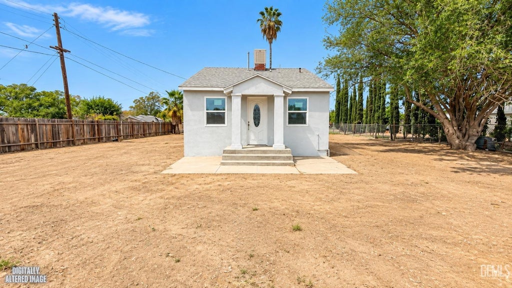 Photo of 30368 Orange Street, Shafter, CA 93263 (MLS # 202609705)