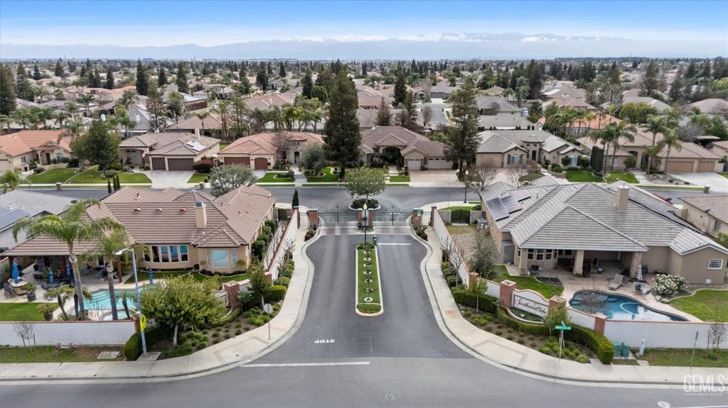 Photo of 9905 Lightner Way, Bakersfield, CA 93311 (MLS # 202601929)