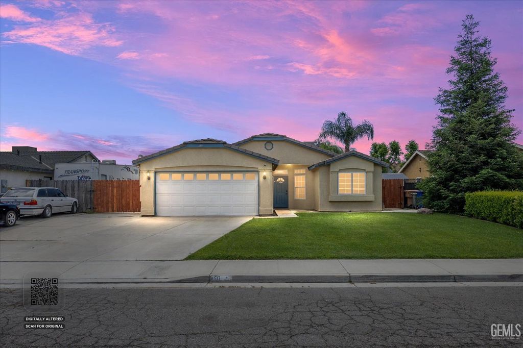 Photo of 4517 Kaytlain Avenue, Bakersfield, CA 93313 (MLS # 202604053)