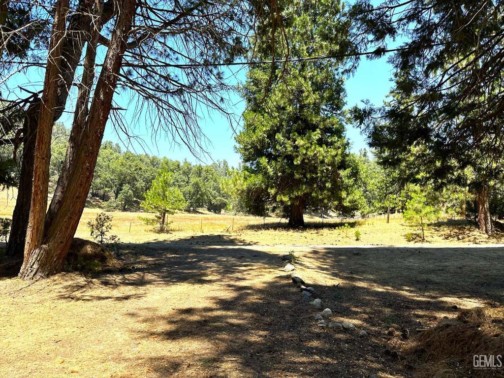 Photo of 18 White River Road, Cal Hot Springs, CA 93207 (MLS # 202607557)