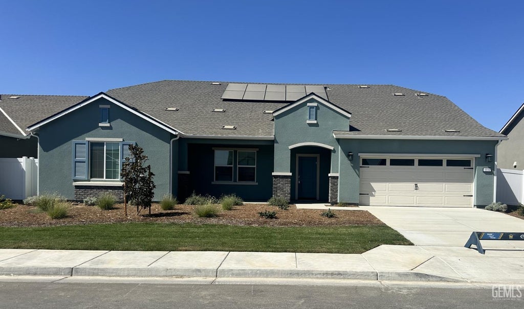 Photo of 1117 Nectar Place, Shafter, CA 93263 (MLS # 202609033)