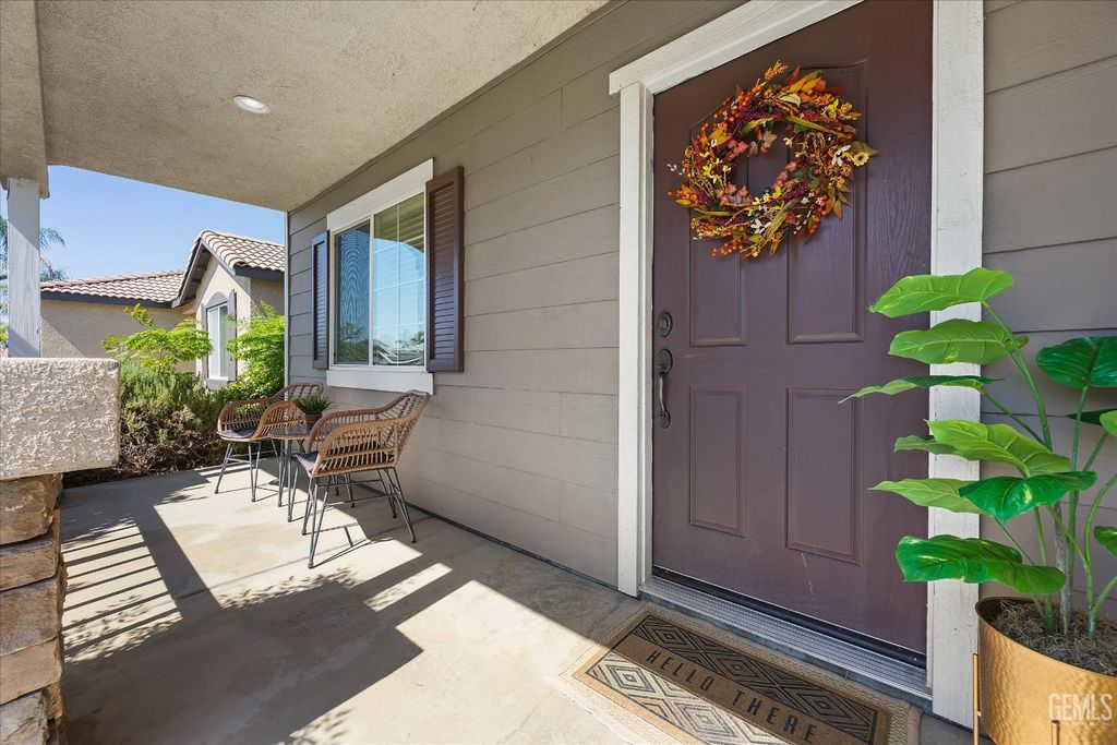 Photo of 11018 Sonoma Creek Court, Bakersfield, CA 93312 (MLS # 202510824)