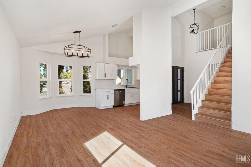Photo of 8301 Sargent Way, Bakersfield, CA 93311 (MLS # 202609549)