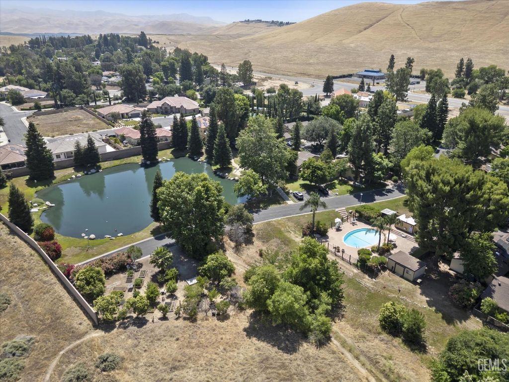 Photo of 5835 Riggs Court, Bakersfield, CA 93306 (MLS # 202605719)