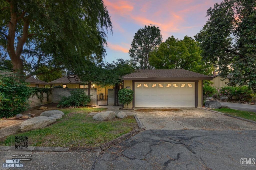 Photo of 5835 Riggs Court, Bakersfield, CA 93306 (MLS # 202605719)