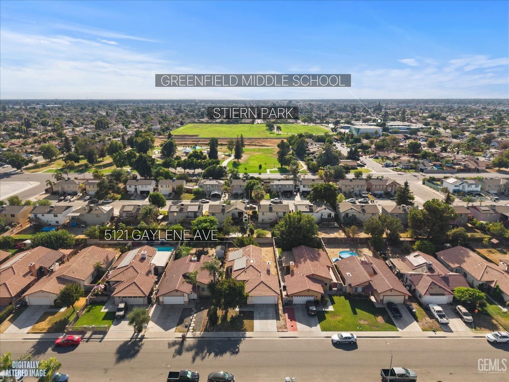 Photo of 5121 Gaylene Avenue, Bakersfield, CA 93307 (MLS # 202607713)