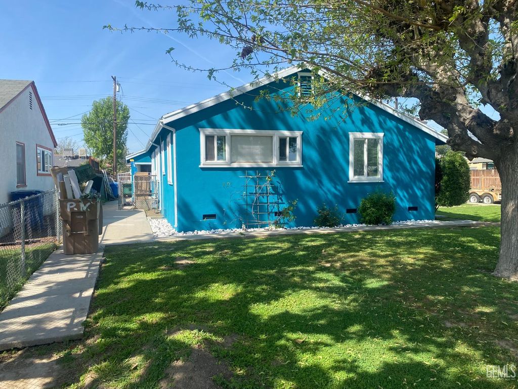 Photo of 3301 Bank Street, Bakersfield, CA 93309 (MLS # 202602950)