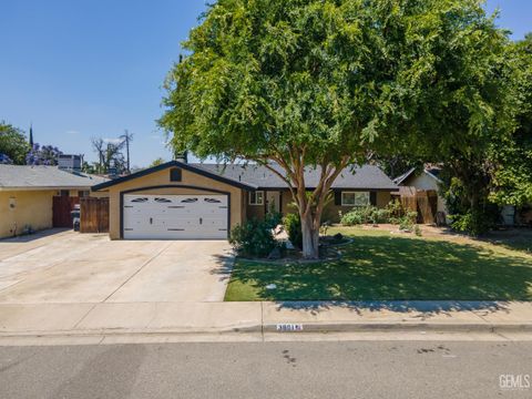 Photo of 3801 April Street, Bakersfield, CA 93309 (MLS # 202605120)