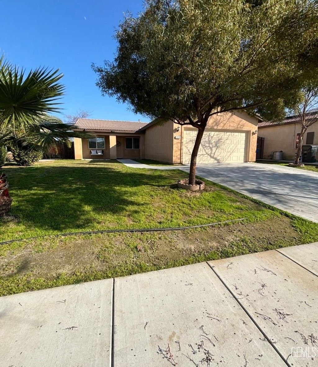 Photo of 1310 Via Barcelona Ct, Wasco, CA 93280 (MLS # 202600955)