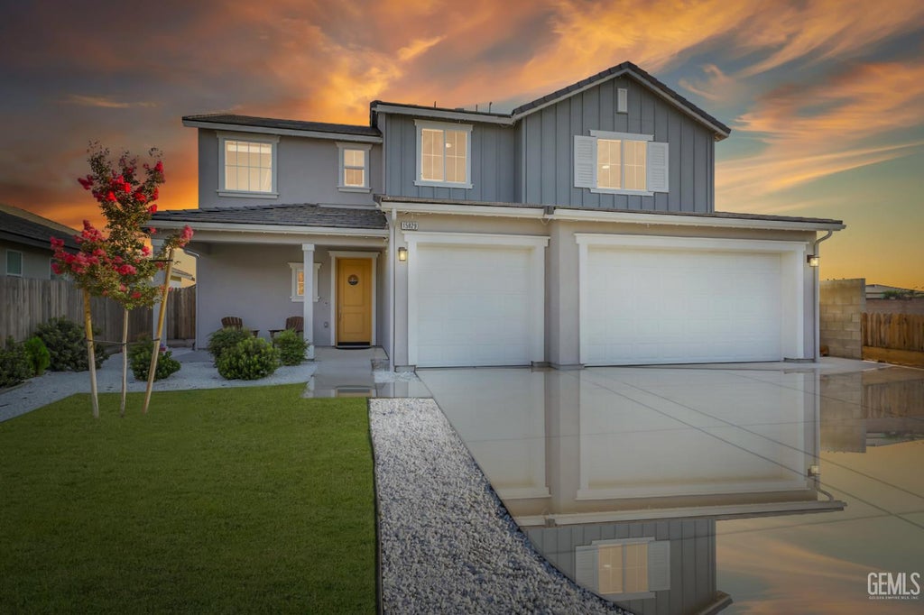 Photo of 15829 Cole Brook Court, Bakersfield, CA 93314 (MLS # 202608839)