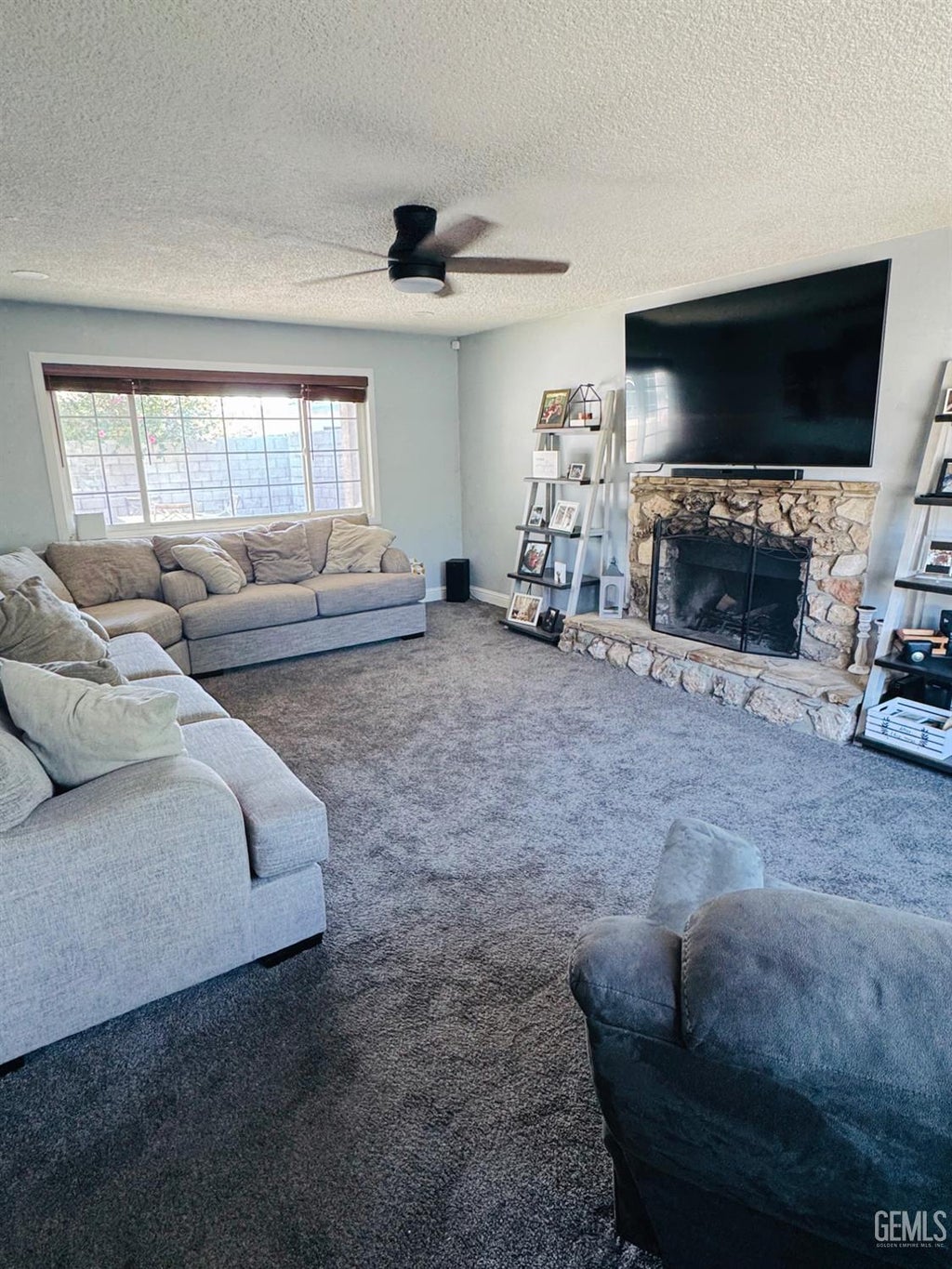 Photo of 3905 Madrid Avenue, Bakersfield, CA 93309 (MLS # 202610156)