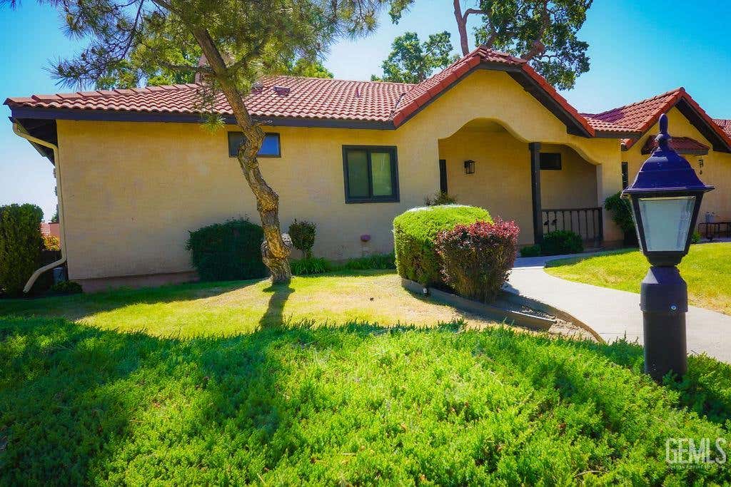 Photo of 28881 Shannon Court #8, Tehachapi, CA 93561 (MLS # 202603763)