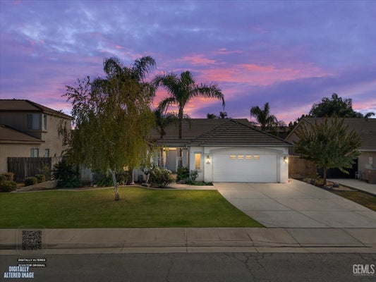15005 MERLOT CELLARS DR, BAKERSFIELD, CA 93314 - Image e6b1477c03094a2e55fb9e6e8a7de216/1667069409
