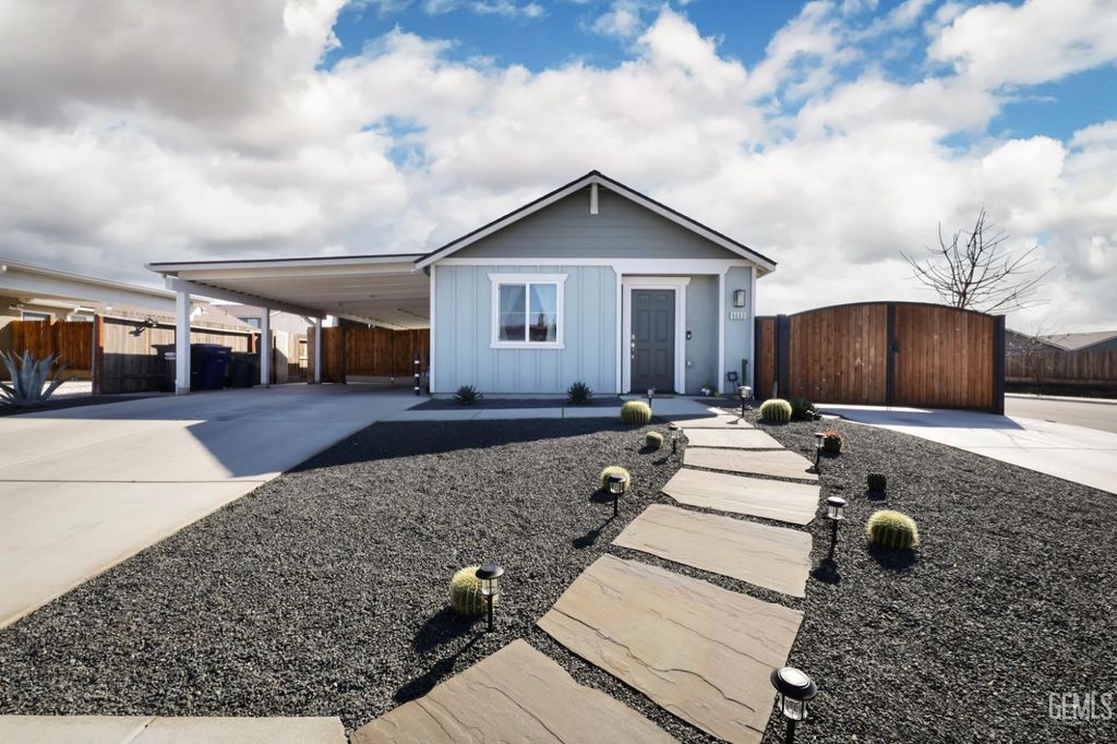 Photo of 8603 Criterion Drive, Bakersfield, CA 93307 (MLS # 202602121)