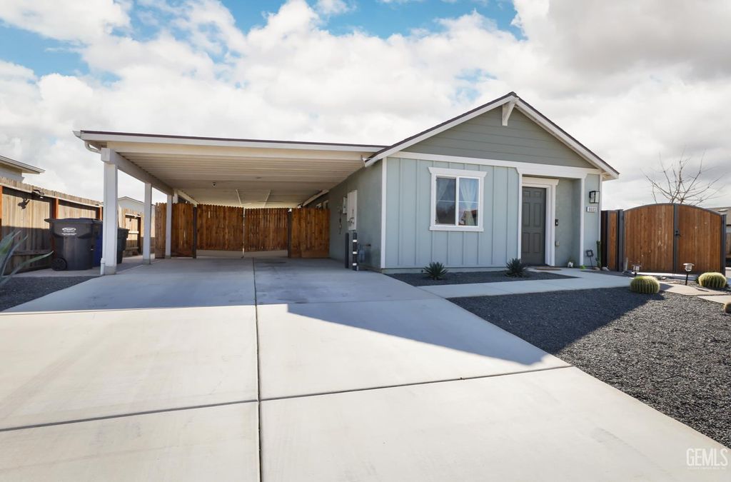 Photo of 8603 Criterion Drive, Bakersfield, CA 93307 (MLS # 202602121)