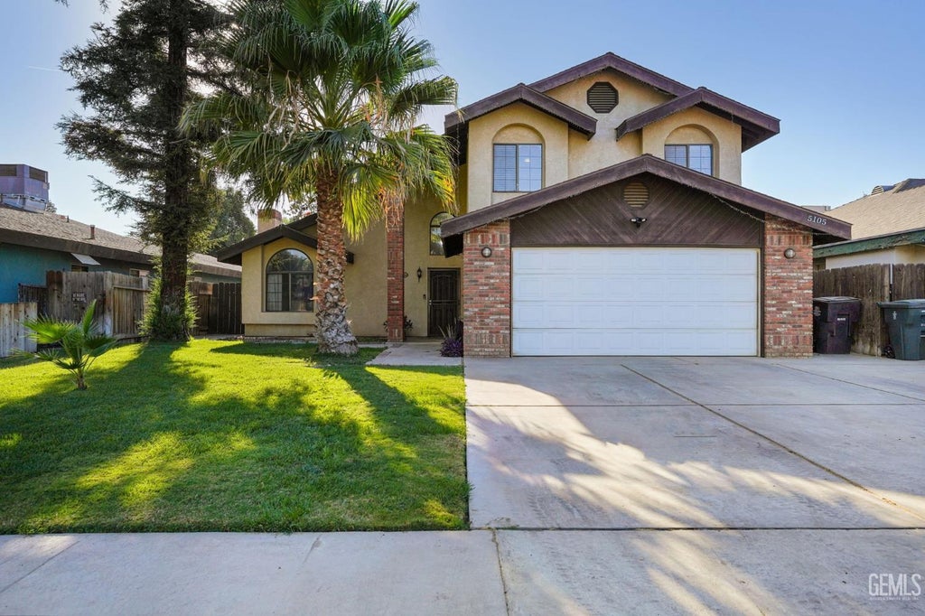 Photo of 5105 Kathimae Lane, Bakersfield, CA 93313 (MLS # 202610194)