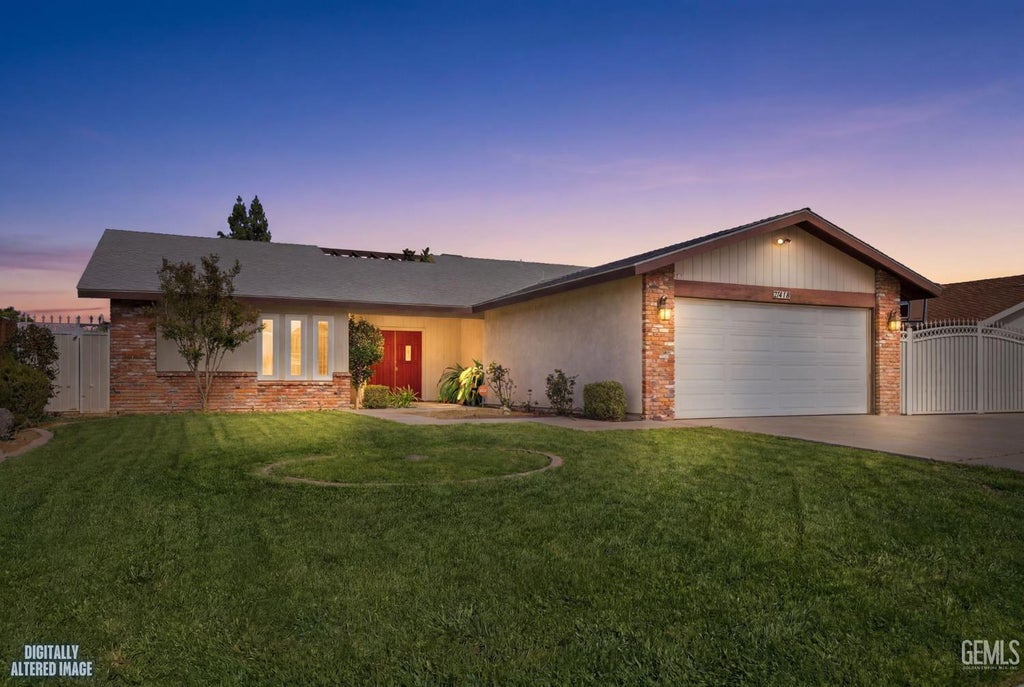 Photo of 2418 Pinon Springs Court, Bakersfield, CA 93309 (MLS # 202606130)