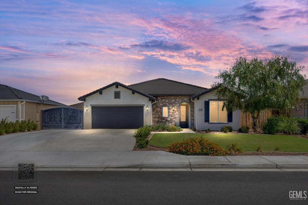 Photo of 11126 Arundel Way, Bakersfield, CA 93311 (MLS # 202607660)